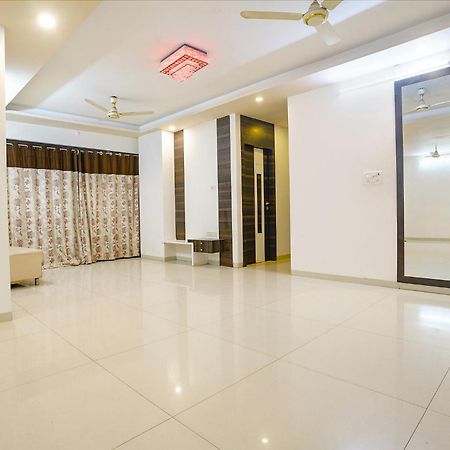Fabhotel Shree Balaji Apartment Bombaim Exterior foto