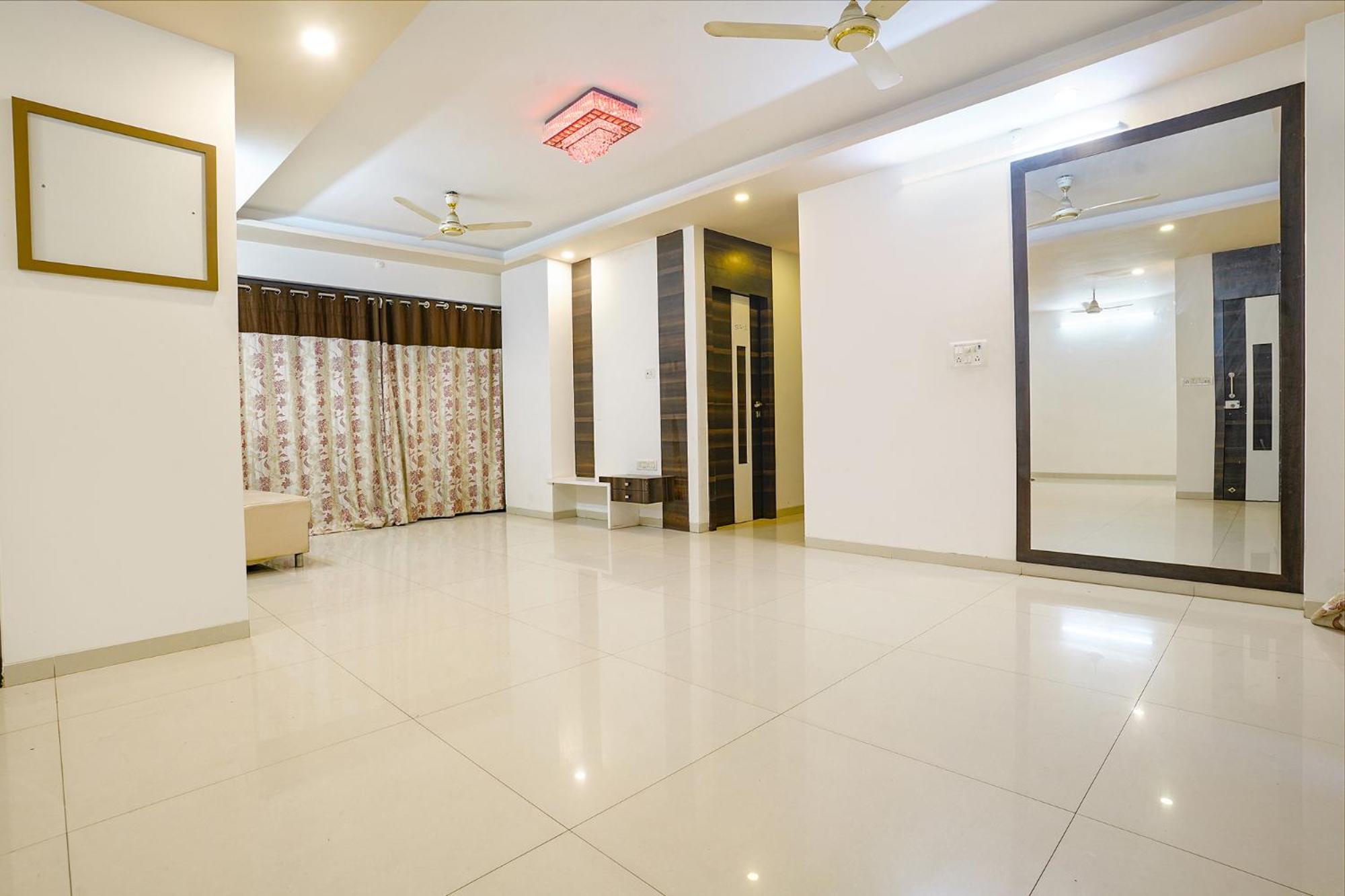 Fabhotel Shree Balaji Apartment Bombaim Exterior foto