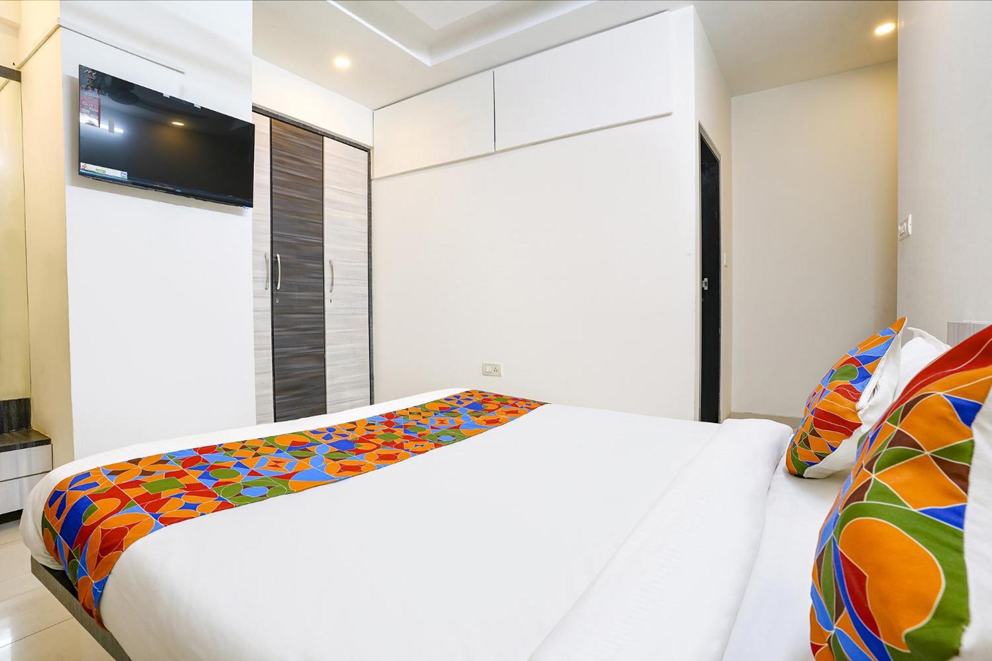 Fabhotel Shree Balaji Apartment Bombaim Exterior foto
