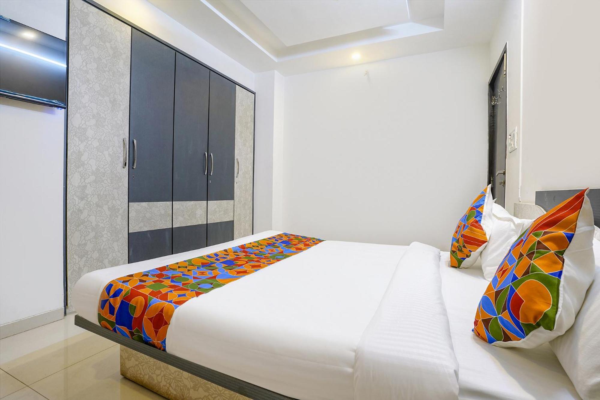 Fabhotel Shree Balaji Apartment Bombaim Exterior foto
