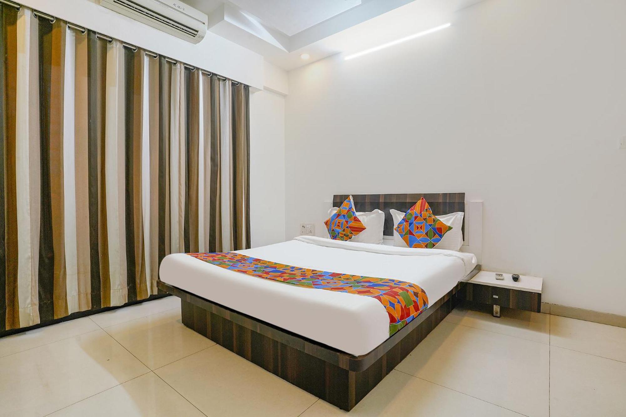 Fabhotel Shree Balaji Apartment Bombaim Exterior foto