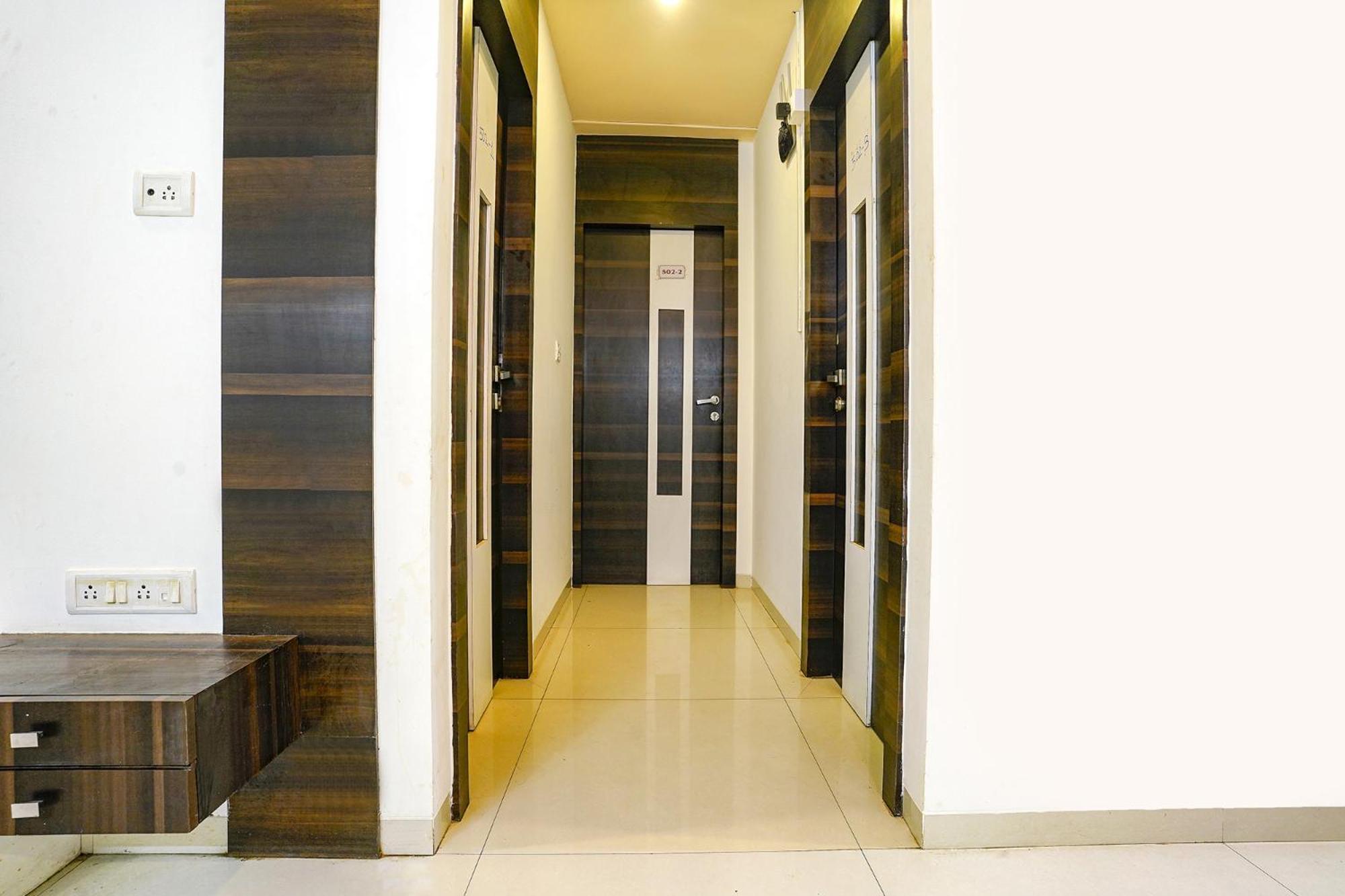 Fabhotel Shree Balaji Apartment Bombaim Exterior foto