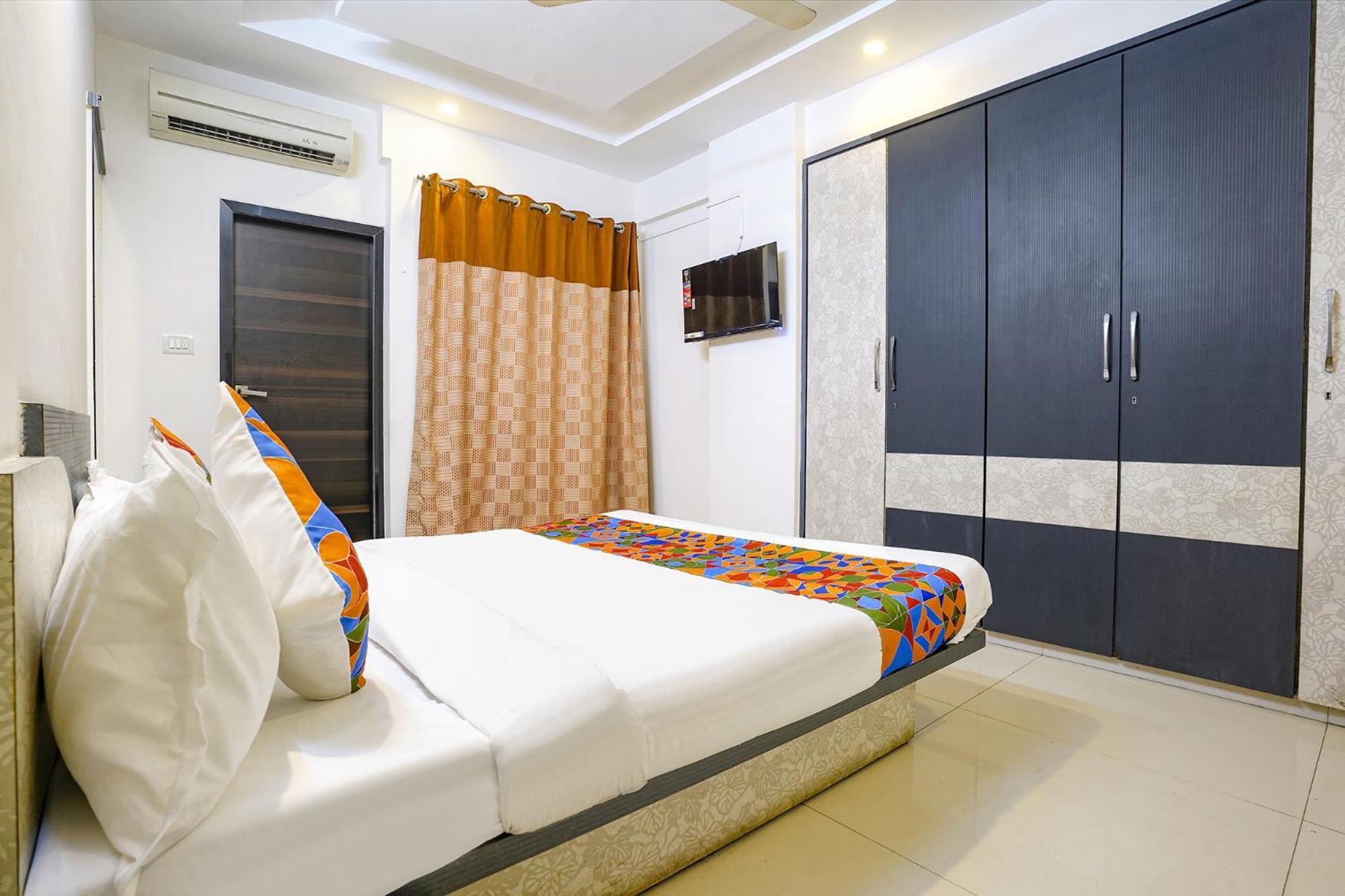 Fabhotel Shree Balaji Apartment Bombaim Exterior foto