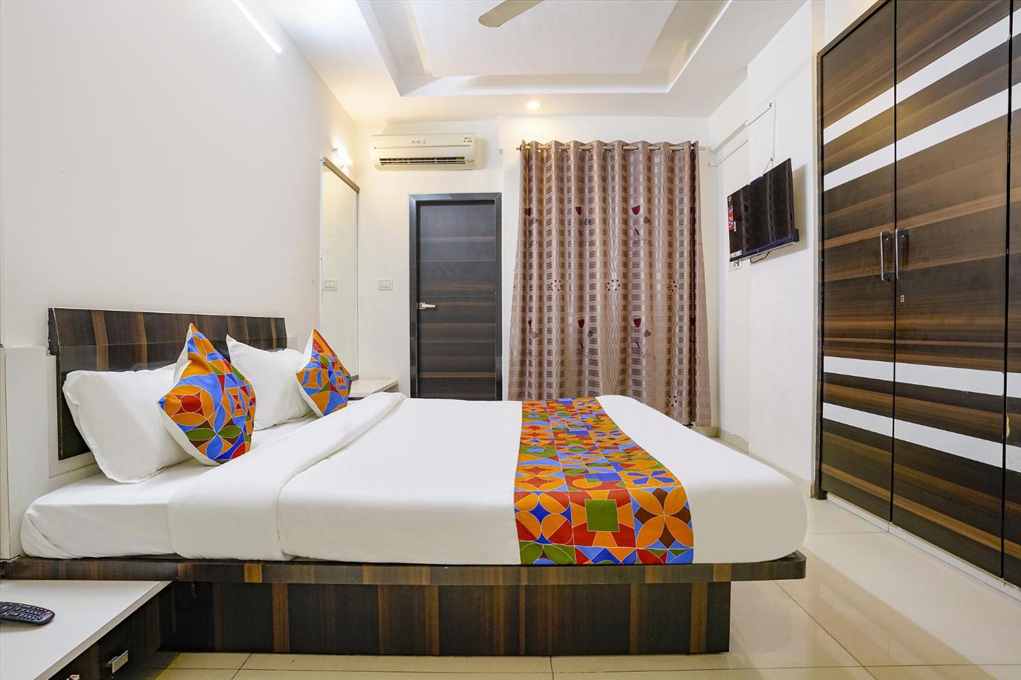 Fabhotel Shree Balaji Apartment Bombaim Exterior foto